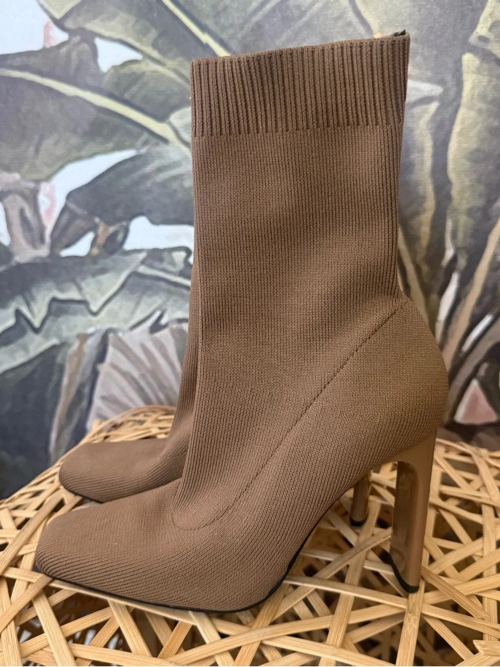 Zara excellent minor